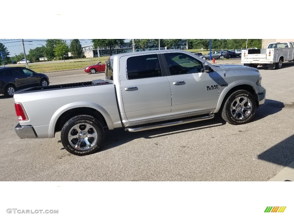 2018 1500 Laramie Crew Cab 4x4 - Bright Silver Metallic / Black photo #7
