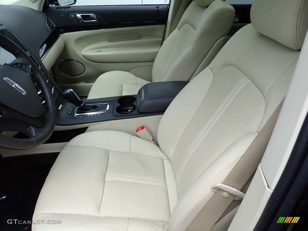 2019 Lincoln MKT Elite AWD Front Seat Photo #138391476