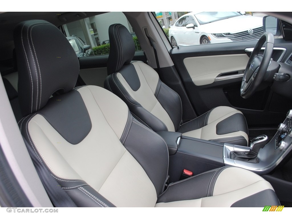 2017 Volvo XC60 T5 Dynamic Front Seat Photo #138392316