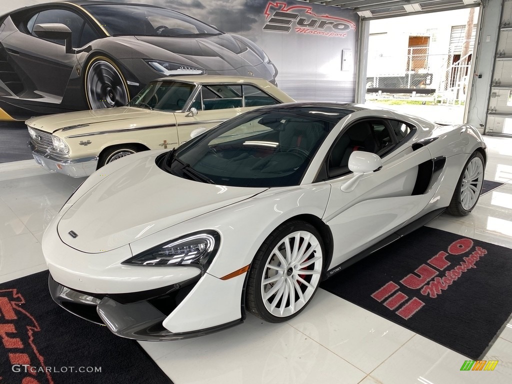 Silica White 2017 McLaren 570GT Coupe Exterior Photo #138394467
