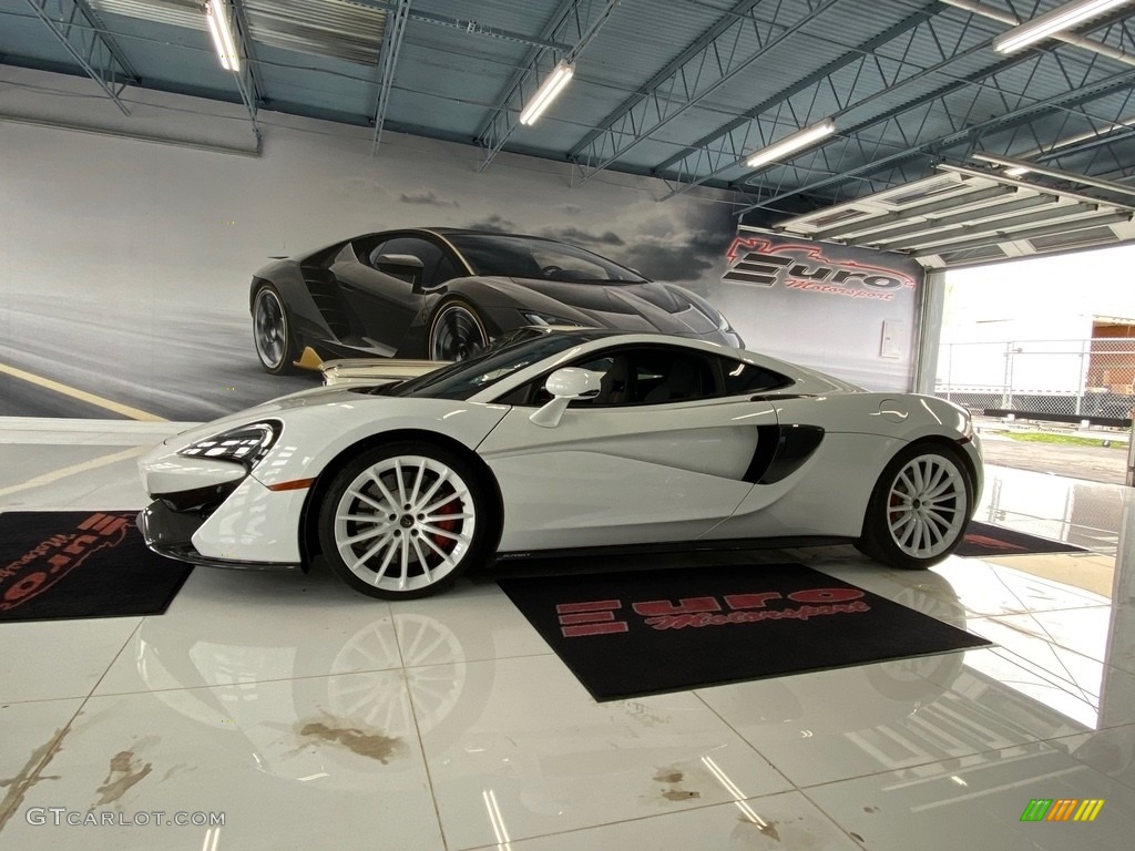 Silica White 2017 McLaren 570GT Coupe Exterior Photo #138394485