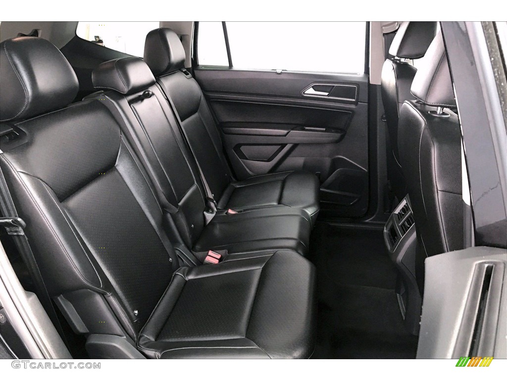 Titan Black Interior 2018 Volkswagen Atlas SE 4Motion Photo #138394992
