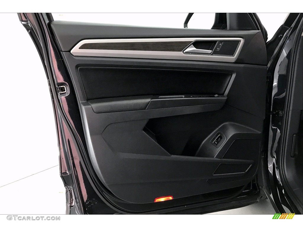 2018 Volkswagen Atlas SE 4Motion Titan Black Door Panel Photo #138395235