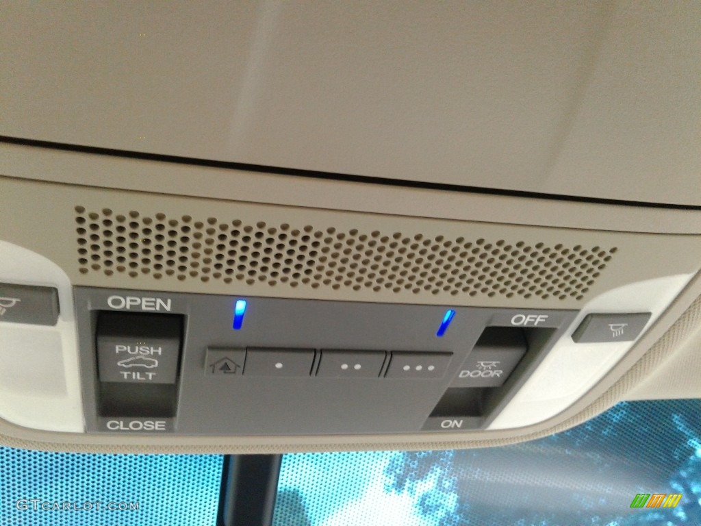 2015 Acura RDX AWD Controls Photos