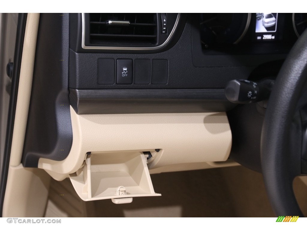 2017 Camry Hybrid LE - Creme Brulee Mica / Almond photo #6