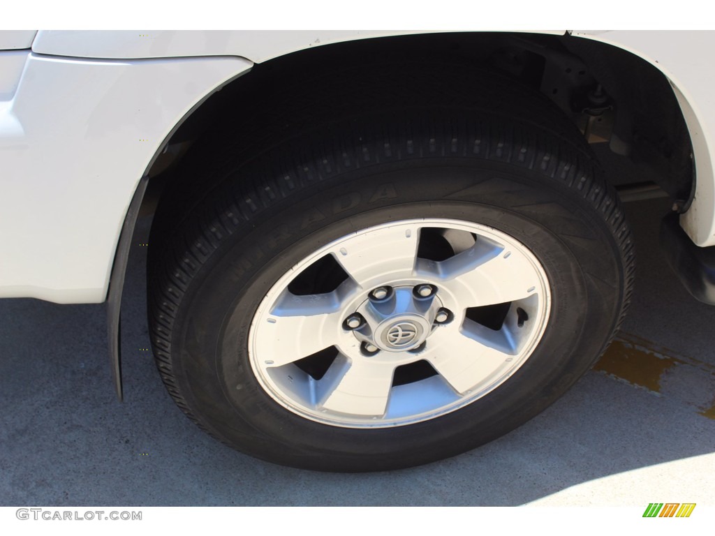 2006 4Runner SR5 - Natural White / Stone Gray photo #11