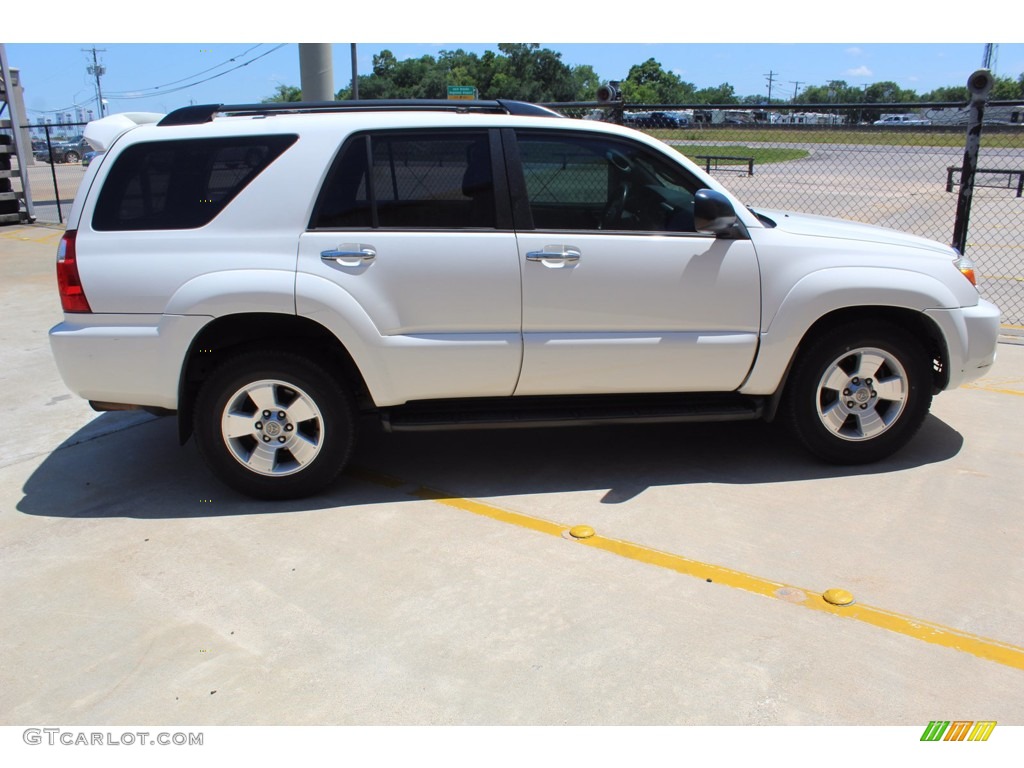 2006 4Runner SR5 - Natural White / Stone Gray photo #13