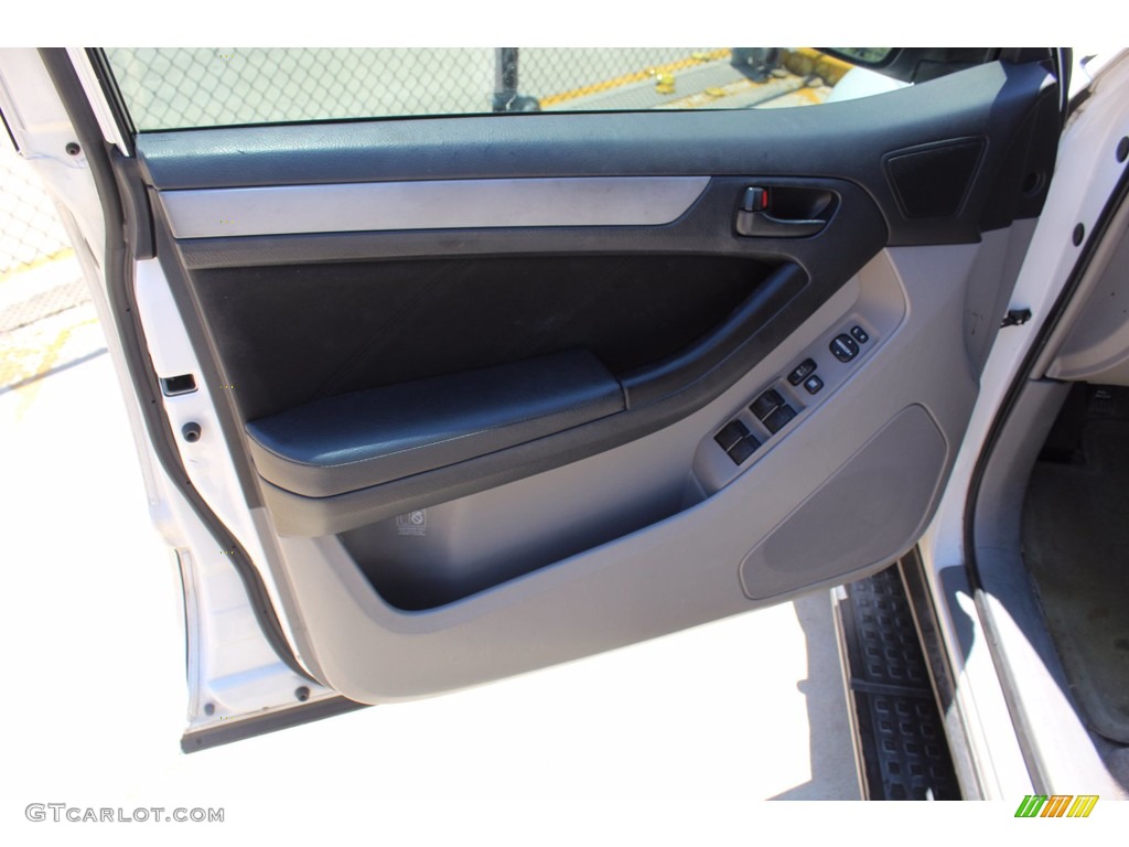 2006 4Runner SR5 - Natural White / Stone Gray photo #14