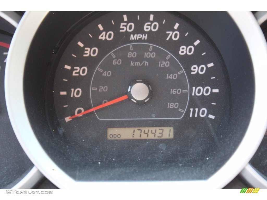 2006 4Runner SR5 - Natural White / Stone Gray photo #18