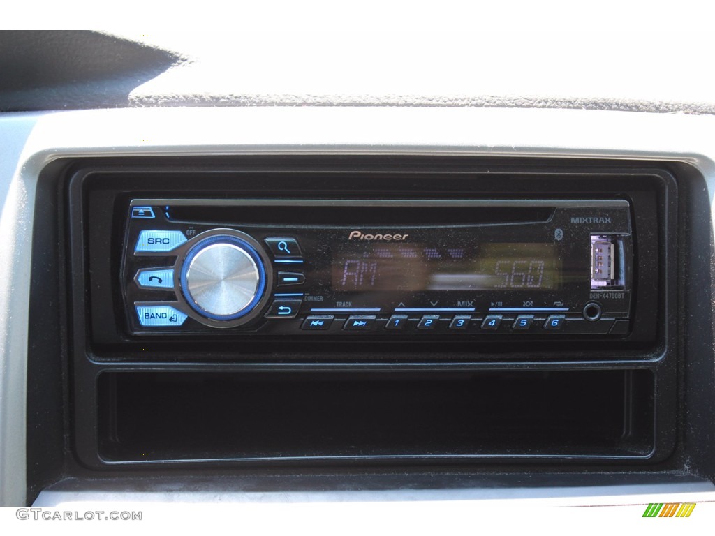 2006 4Runner SR5 - Natural White / Stone Gray photo #19
