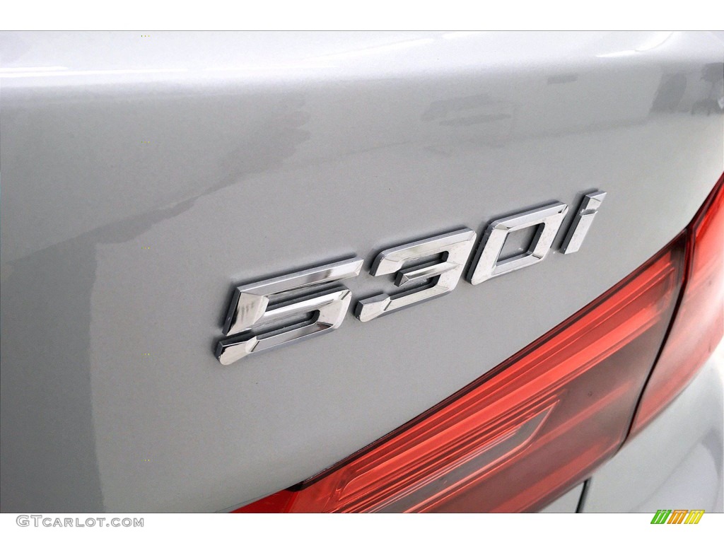2017 5 Series 530i Sedan - Glacier Silver Metallic / Black photo #7