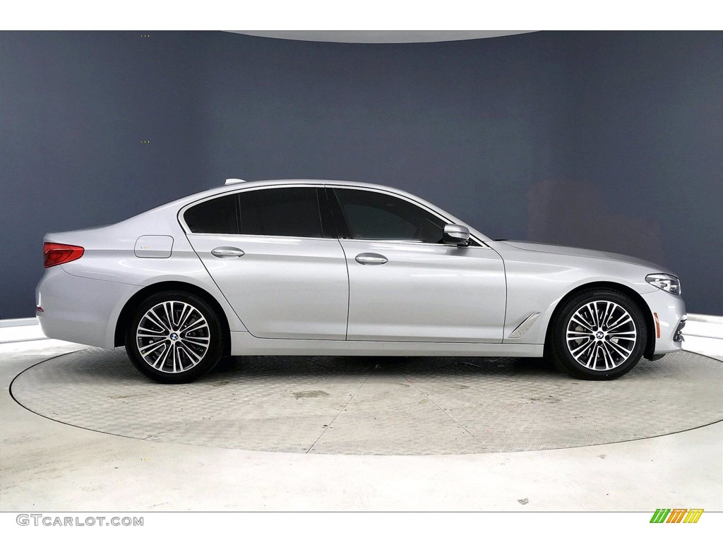 2017 5 Series 530i Sedan - Glacier Silver Metallic / Black photo #14