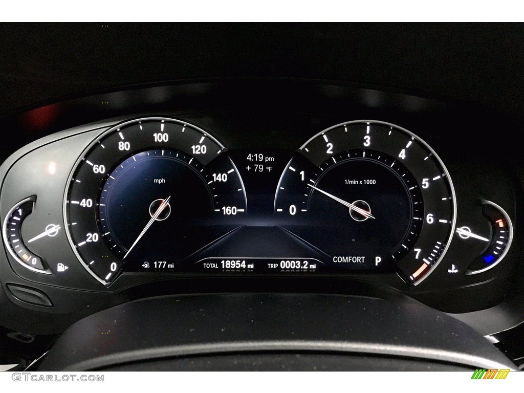 2017 5 Series 530i Sedan - Glacier Silver Metallic / Black photo #20