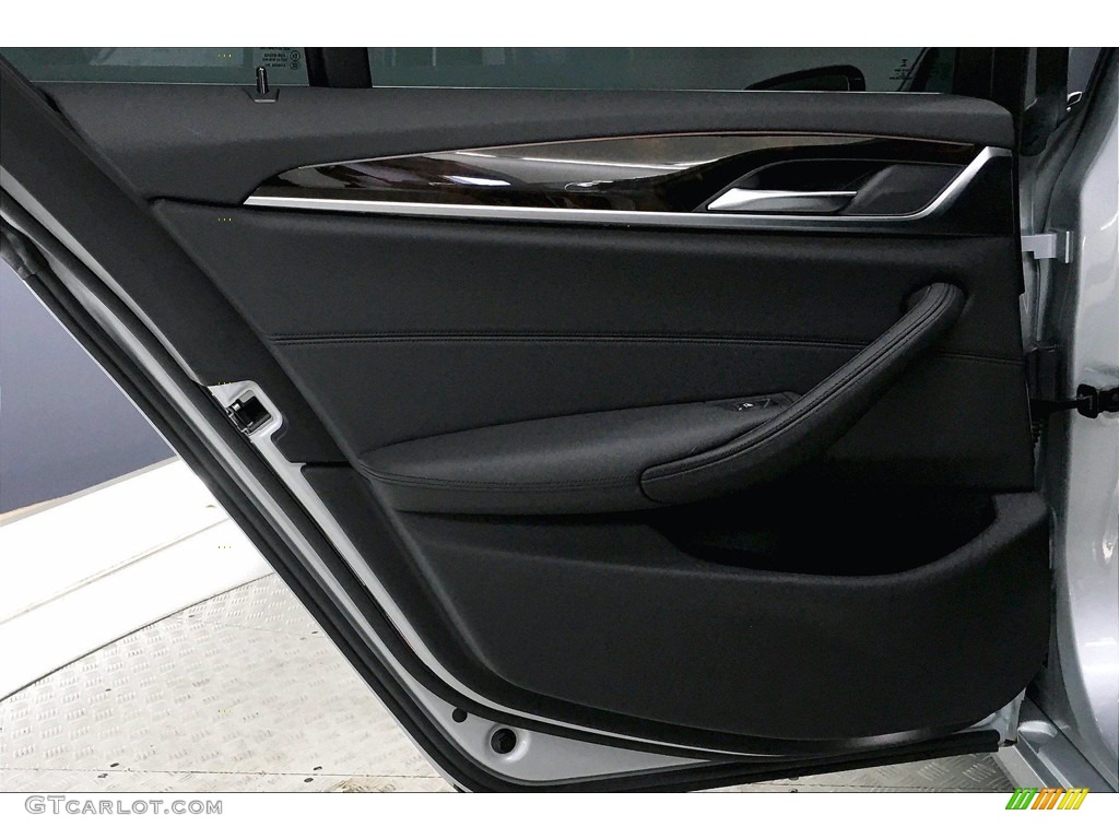 2017 5 Series 530i Sedan - Glacier Silver Metallic / Black photo #25