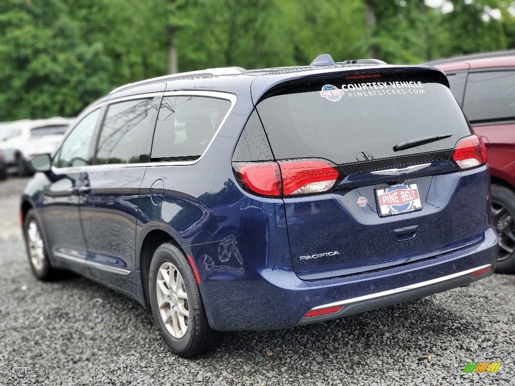 2020 Pacifica Touring L - Jazz Blue Pearl / Alloy/Black photo #3
