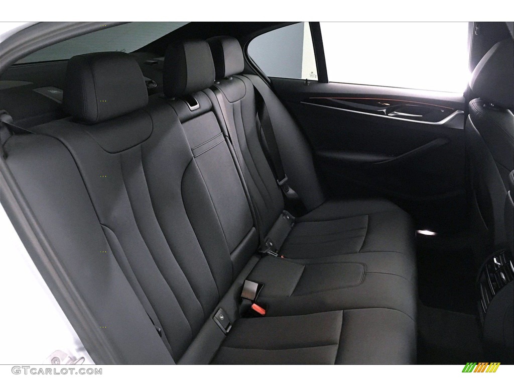 2017 5 Series 530i Sedan - Glacier Silver Metallic / Black photo #29
