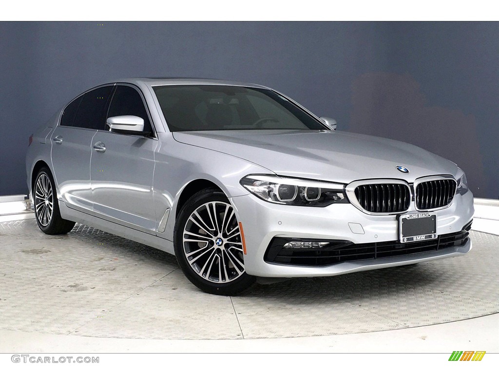 2017 5 Series 530i Sedan - Glacier Silver Metallic / Black photo #37