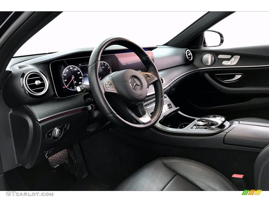 2018 E 300 Sedan - Lunar Blue Metallic / Black photo #22