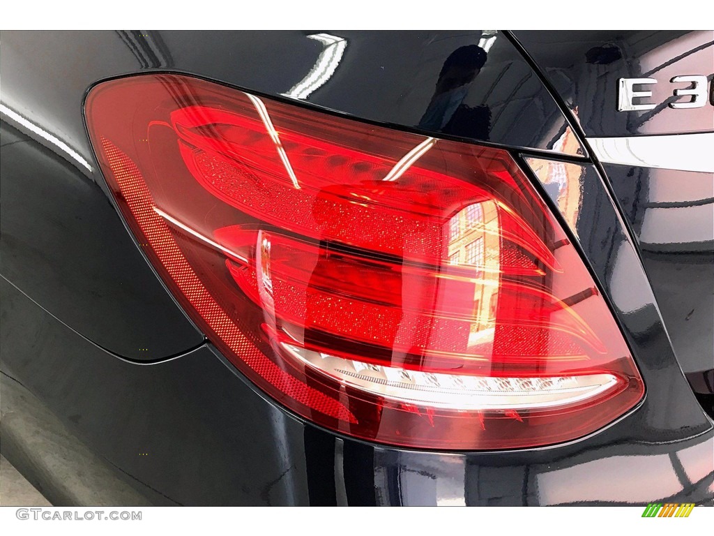 2018 E 300 Sedan - Lunar Blue Metallic / Black photo #26