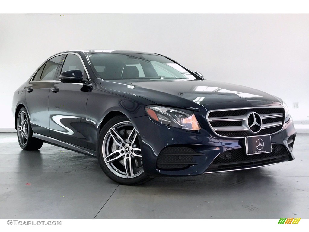 2018 E 300 Sedan - Lunar Blue Metallic / Black photo #34