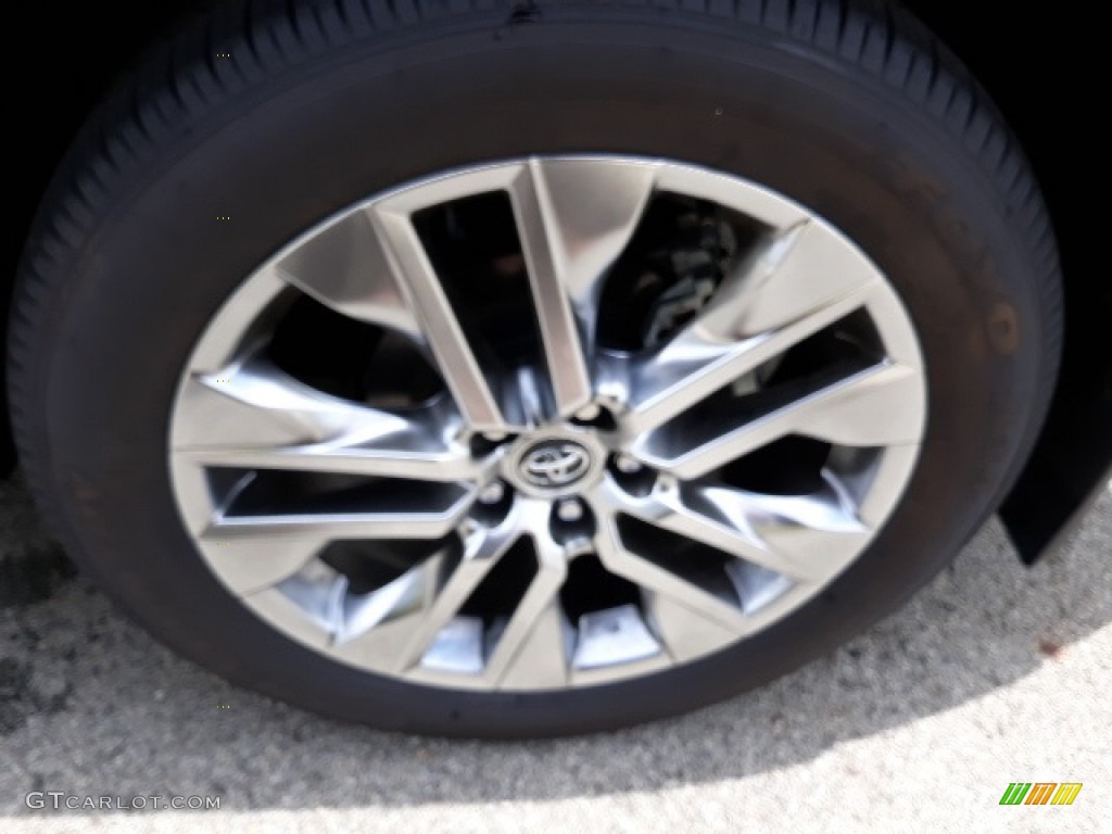 2020 RAV4 XLE Premium AWD - Silver Sky Metallic / Black photo #35