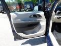 2020 Jazz Blue Pearl Chrysler Pacifica Touring L  photo #5