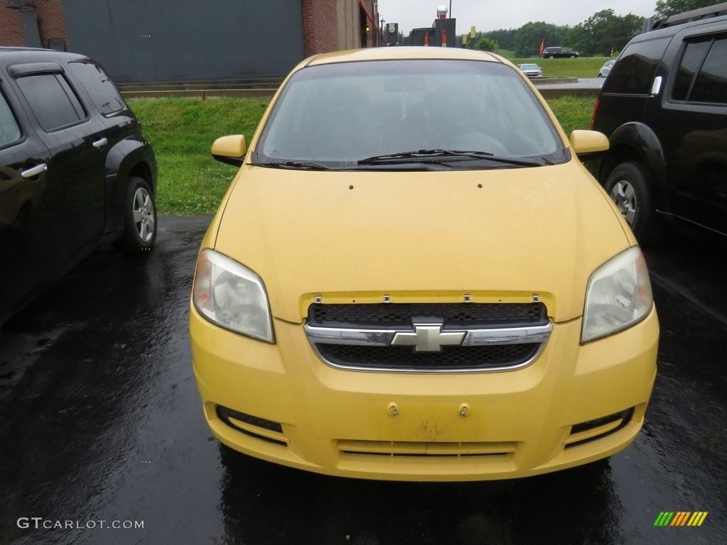 2009 Aveo LT Sedan - Summer Yellow / Charcoal photo #4