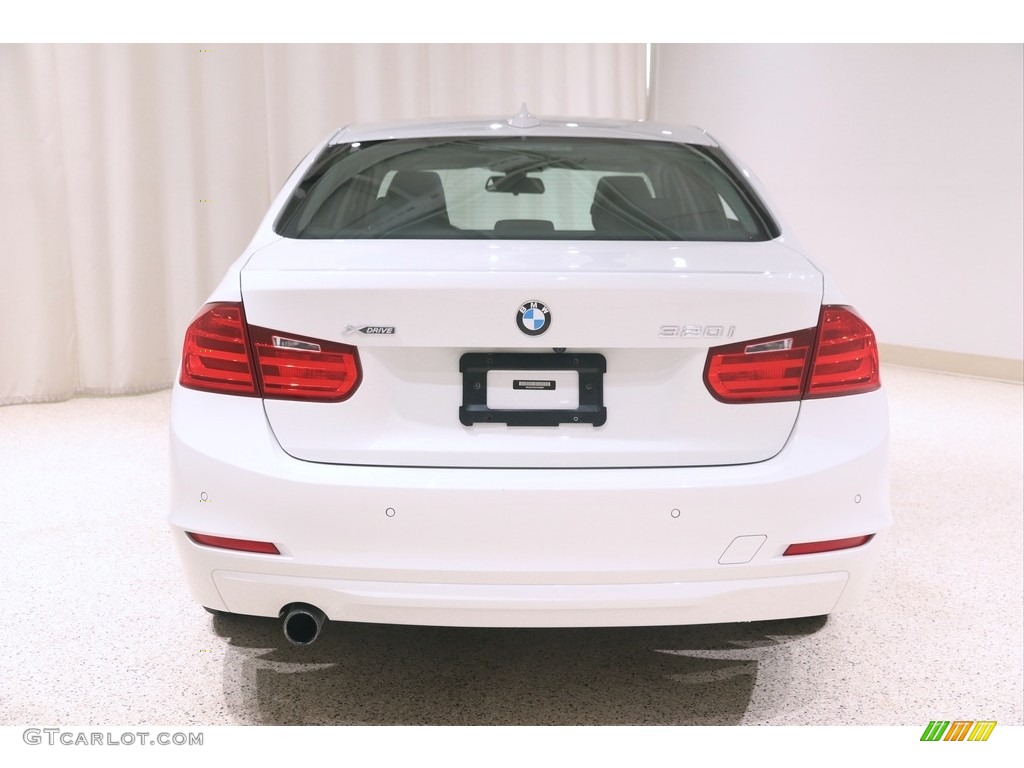 2015 3 Series 320i xDrive Sedan - Alpine White / Black photo #19