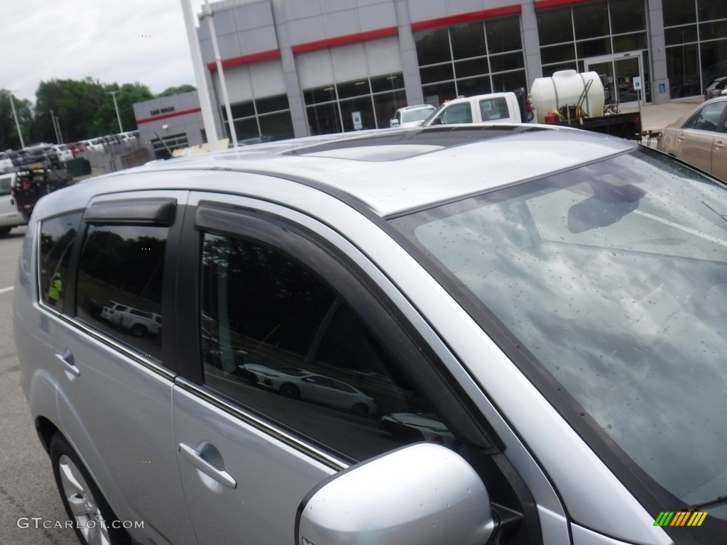 2012 Outlander GT S AWD - Cool Silver Metallic / Black photo #11