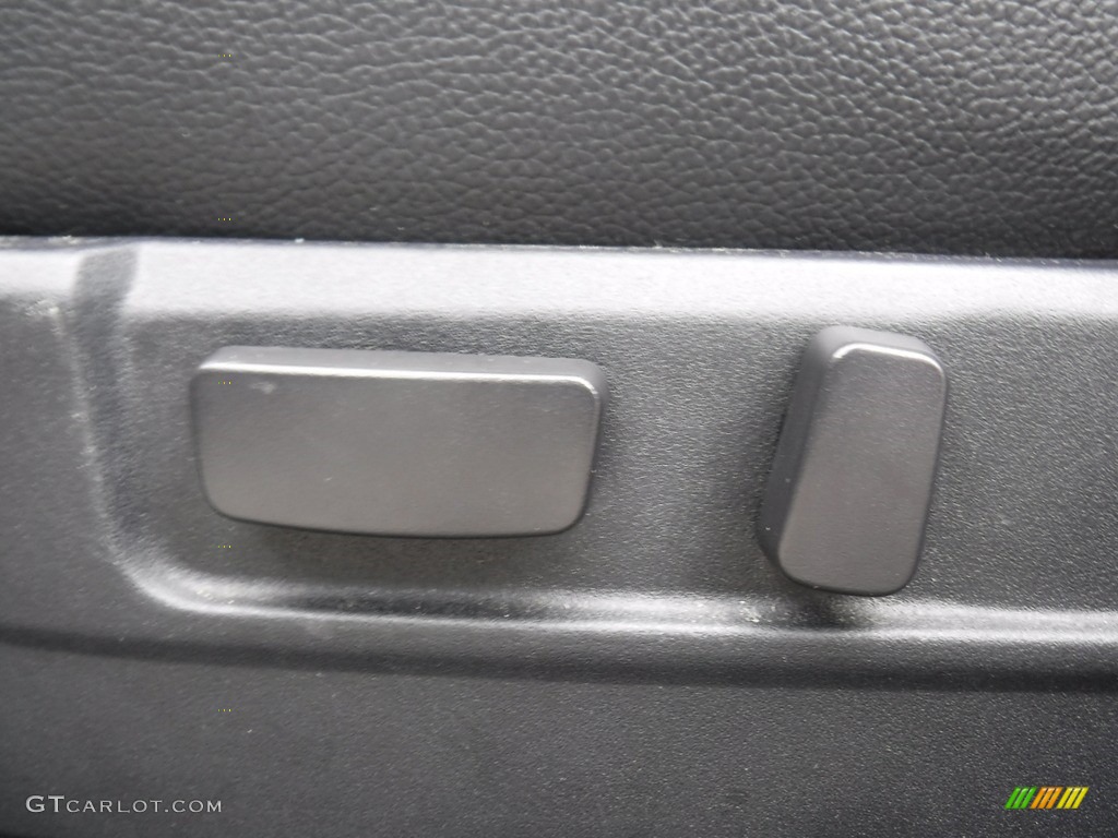 2012 Outlander GT S AWD - Cool Silver Metallic / Black photo #21