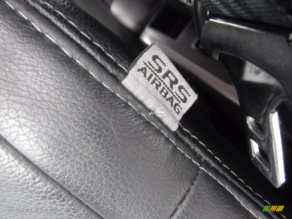 2012 Outlander GT S AWD - Cool Silver Metallic / Black photo #22