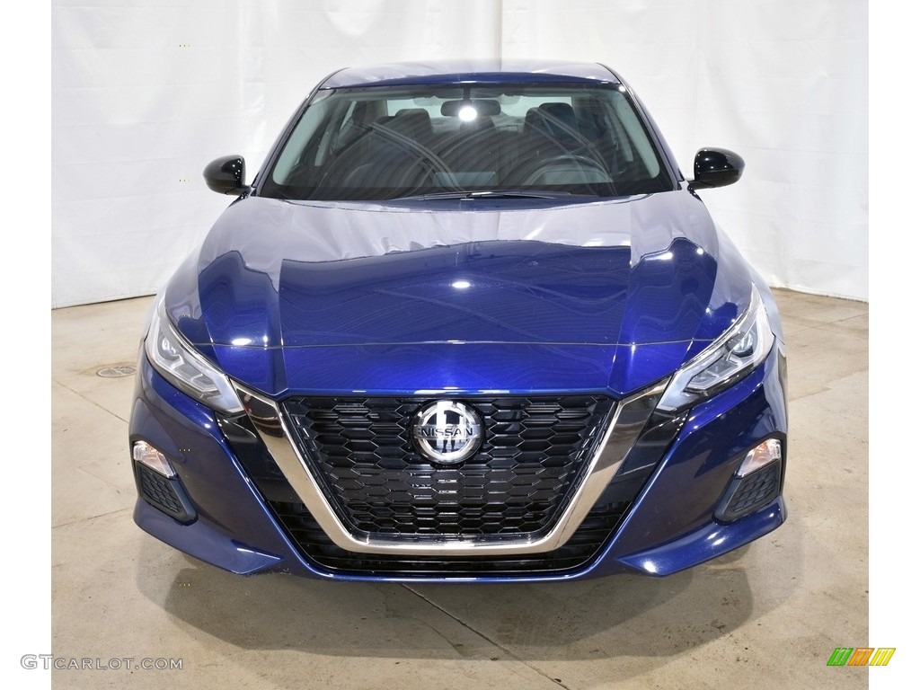 2019 Altima SR - Deep Blue Pearl / Charcoal photo #4