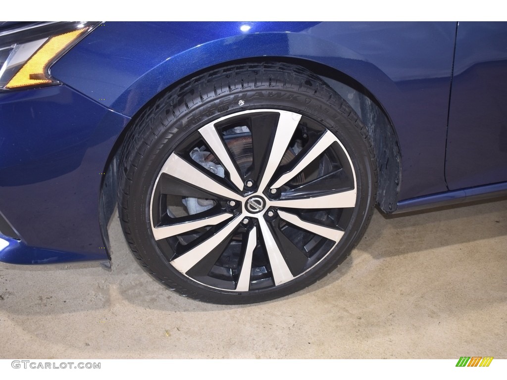 2019 Altima SR - Deep Blue Pearl / Charcoal photo #5