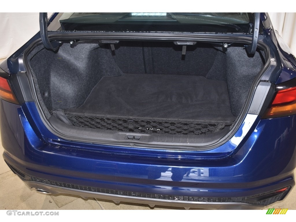 2019 Altima SR - Deep Blue Pearl / Charcoal photo #9