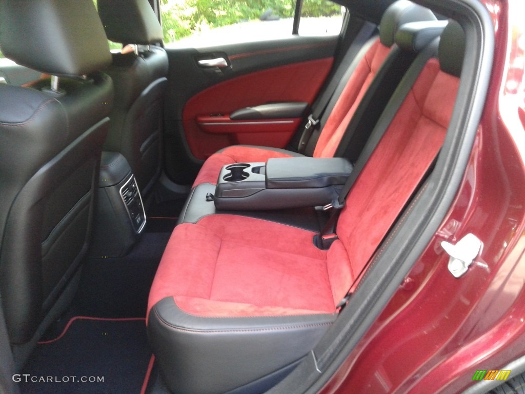 Black/Ruby Red Interior 2020 Dodge Charger Scat Pack Photo #138419569