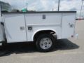 Oxford White - F250 Super Duty XL Crew Cab 4x4 Chassis Photo No. 10