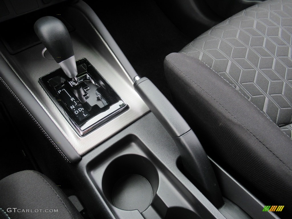 2020 Mitsubishi Outlander Sport ES Transmission Photos