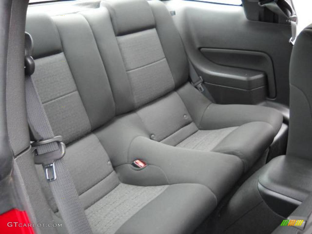 2008 Mustang V6 Deluxe Coupe - Dark Candy Apple Red / Dark Charcoal photo #17