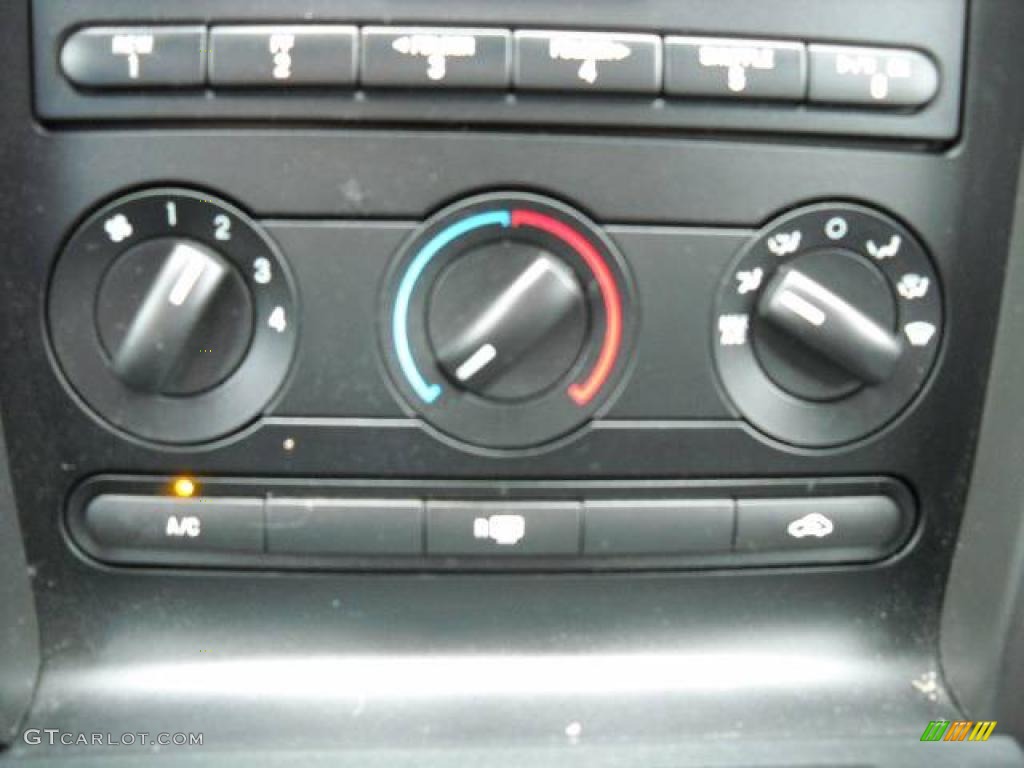 2008 Mustang V6 Deluxe Coupe - Dark Candy Apple Red / Dark Charcoal photo #20