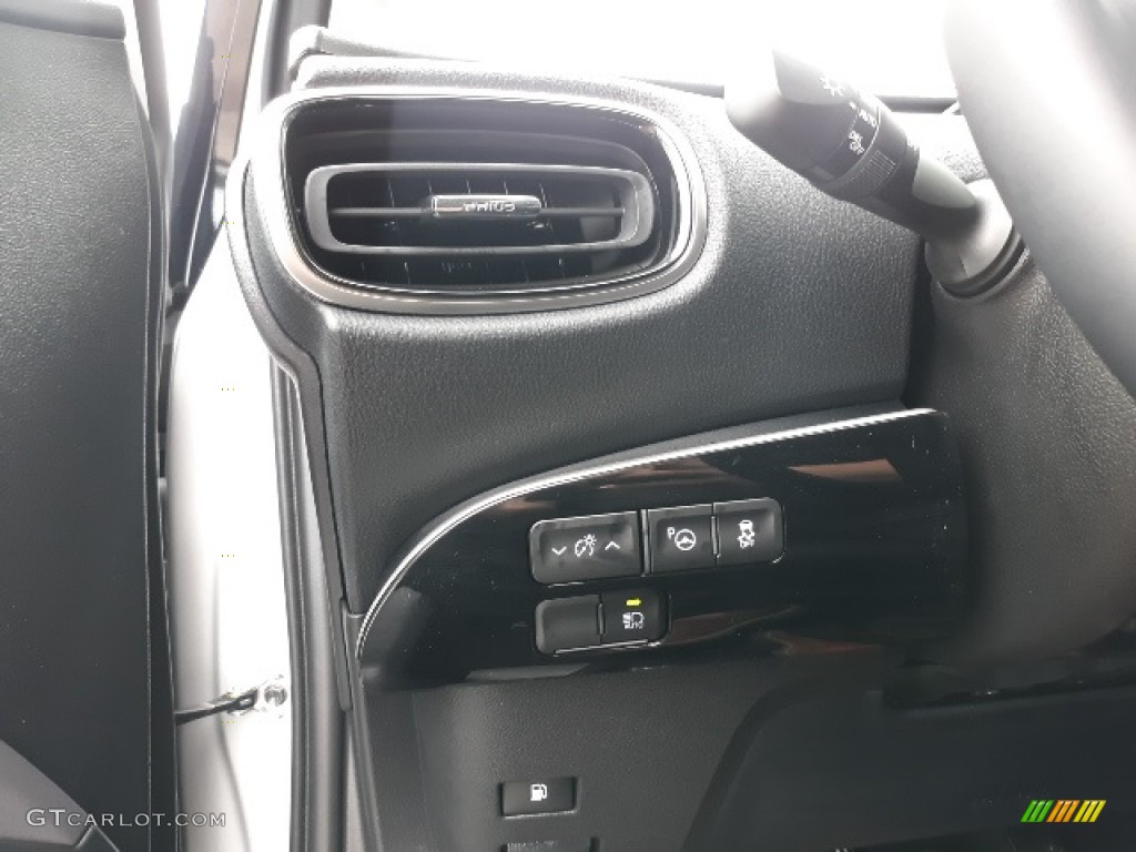 2020 Prius XLE AWD-e - Classic Silver Metallic / Black photo #10