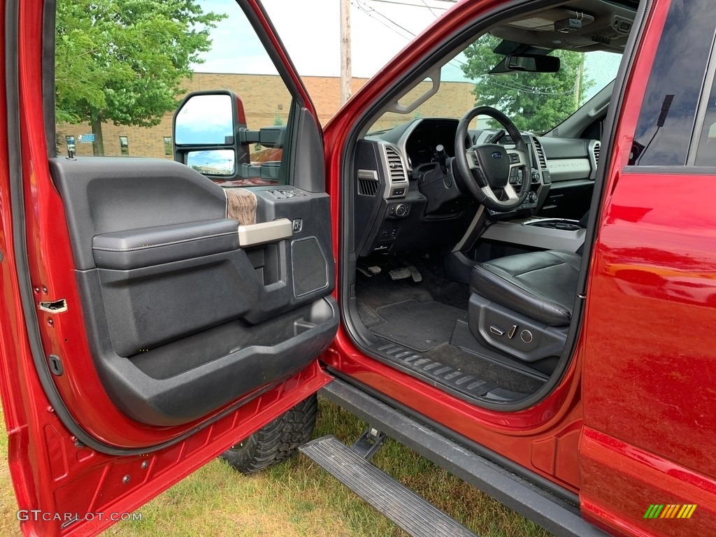 2017 F350 Super Duty Lariat Crew Cab 4x4 - Ruby Red / Black photo #6