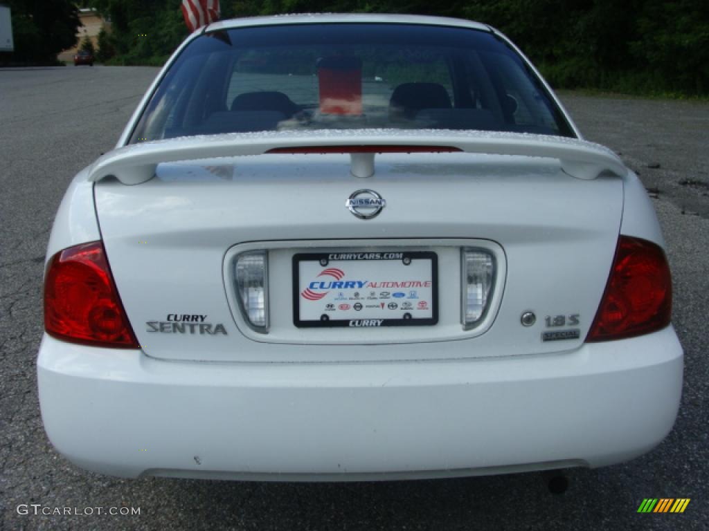 2006 Sentra 1.8 S Special Edition - Cloud White / Charcoal photo #4