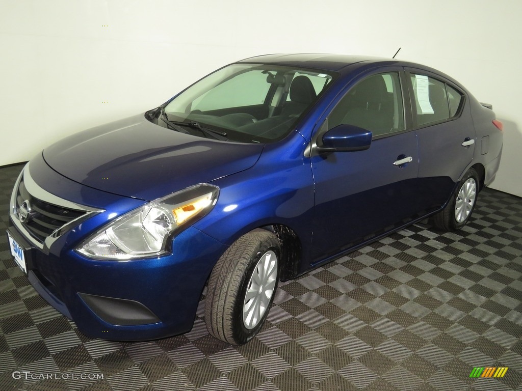 2019 Versa SV - Deep Blue Pearl / Charcoal photo #7