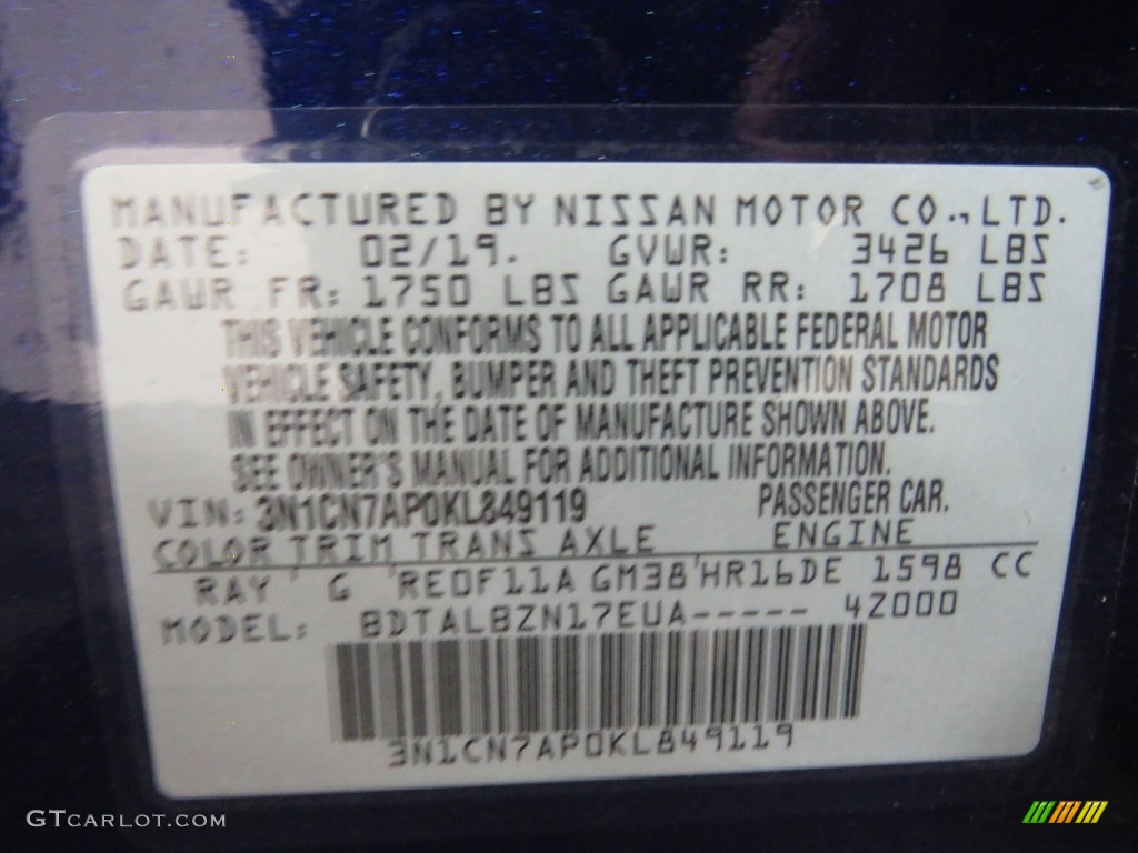 2019 Versa SV - Deep Blue Pearl / Charcoal photo #32