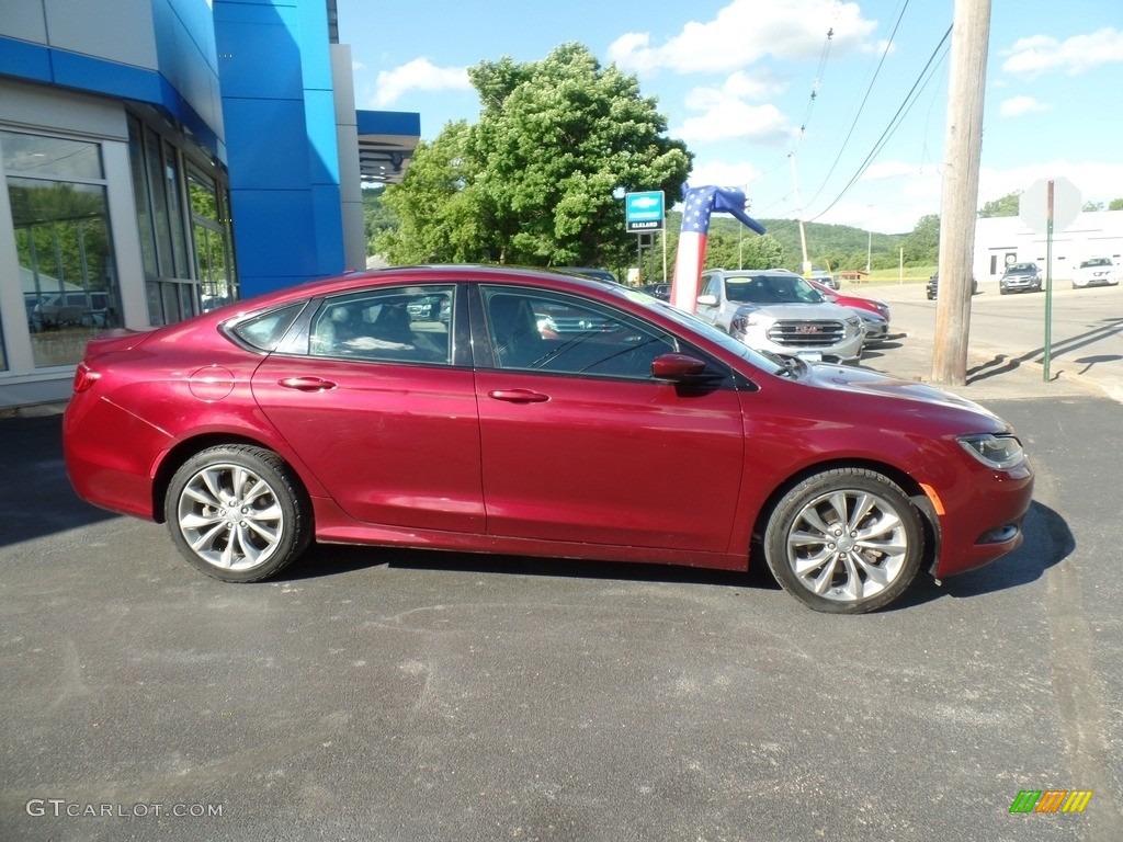2015 200 S - Velvet Red Pearl / Black photo #5