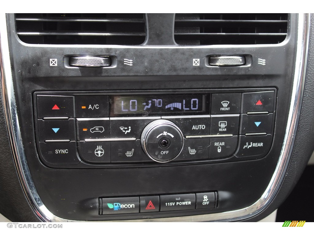 2016 Town & Country Touring - True Blue Pearl / Black/Light Graystone photo #21