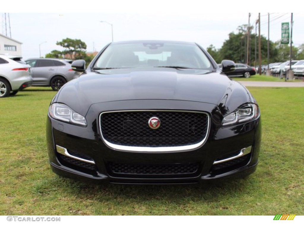 2019 Jaguar XJ R-Sport AWD Exterior Photos