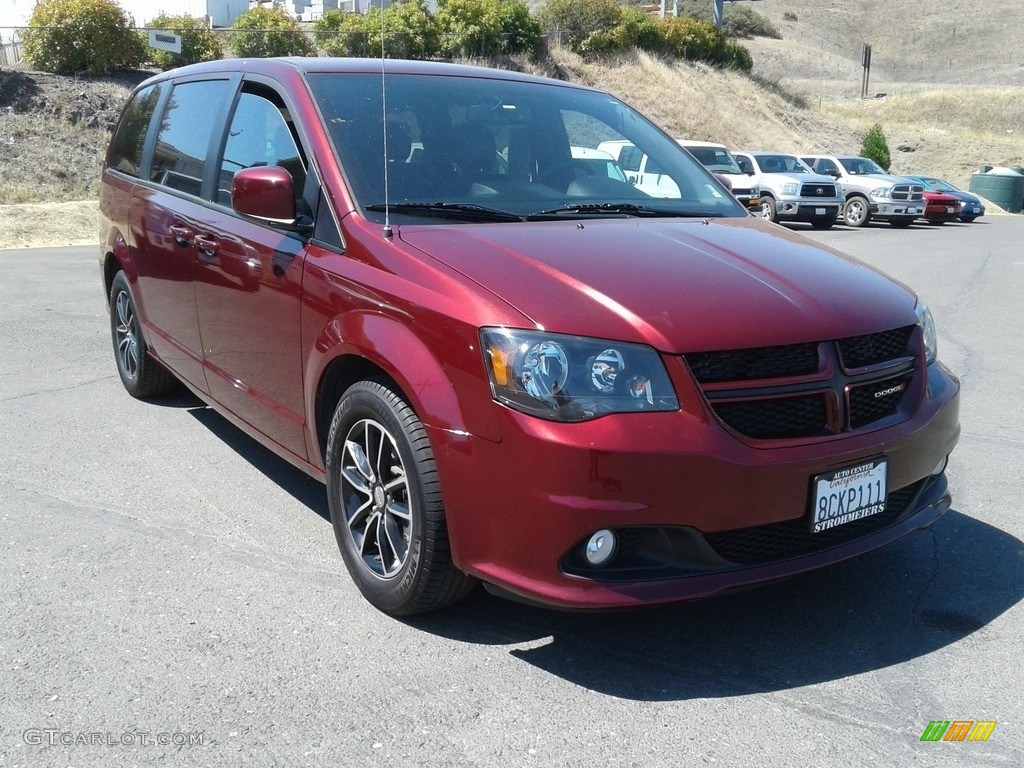 Octane Red Pearl Dodge Grand Caravan