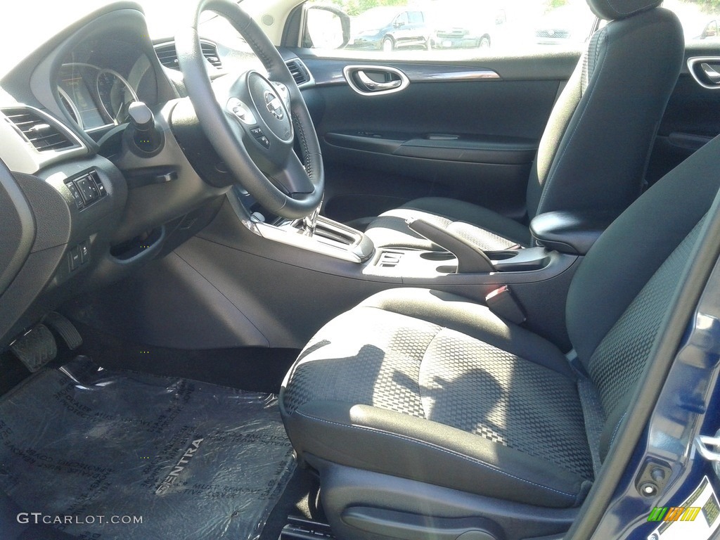 2019 Sentra SR - Deep Blue Pearl / Charcoal photo #11