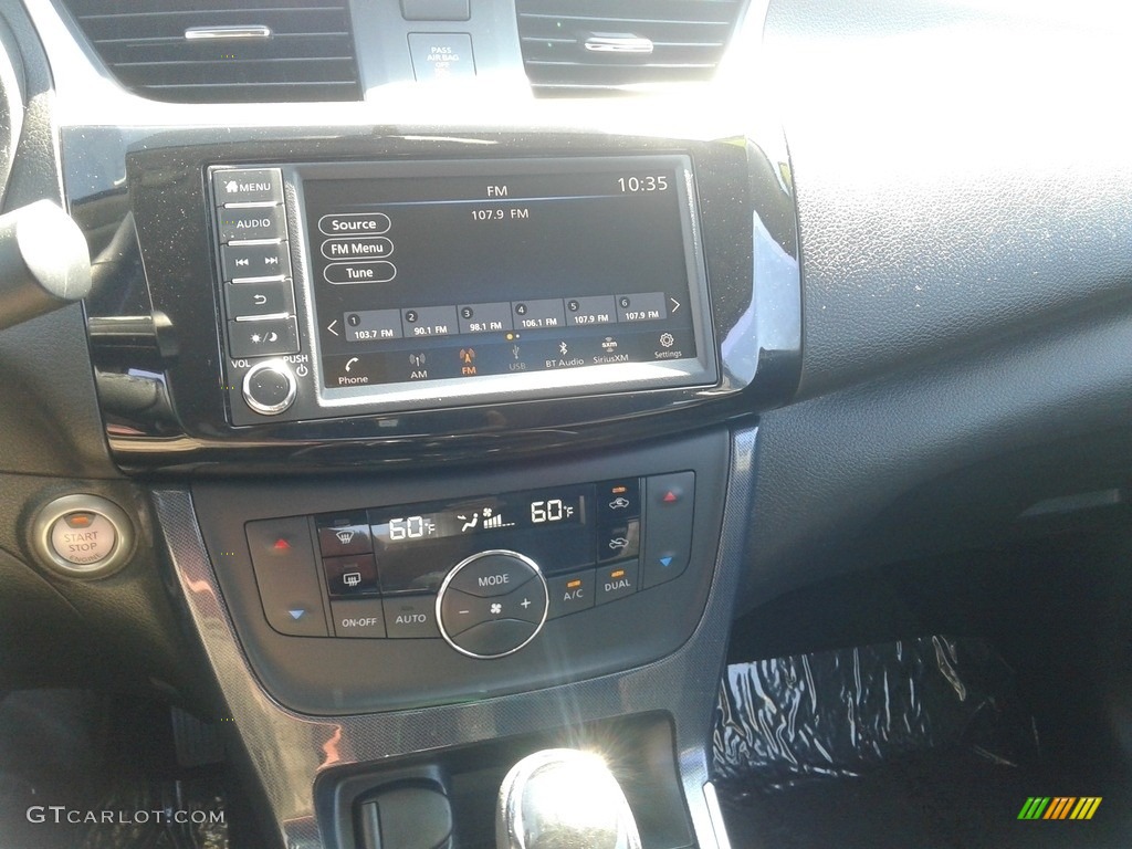 2019 Sentra SR - Deep Blue Pearl / Charcoal photo #16